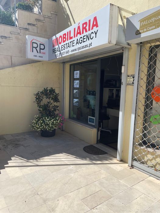 Loja muito bem localizada