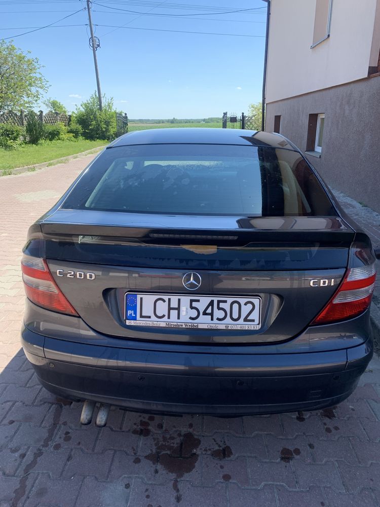 Mercedes  Benz C200 w203 2.2 CDI sport coupe