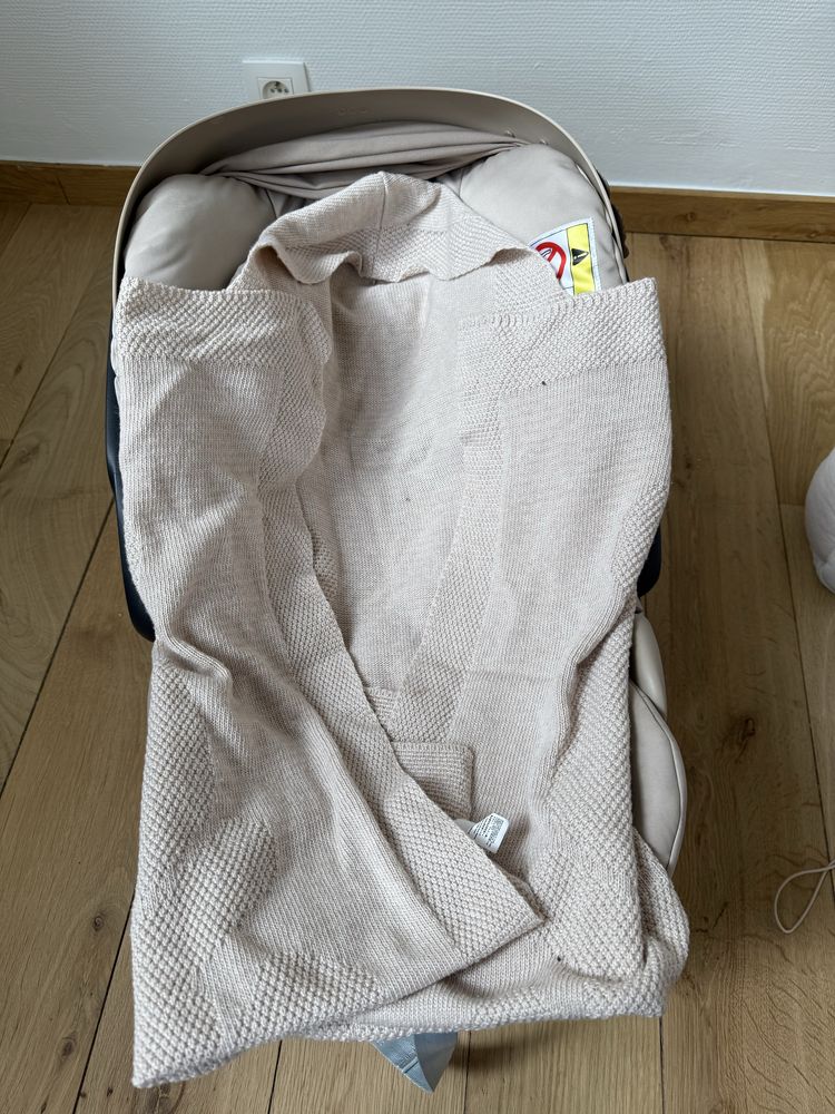 Cybex Cloud Z Simply Flowers Biege