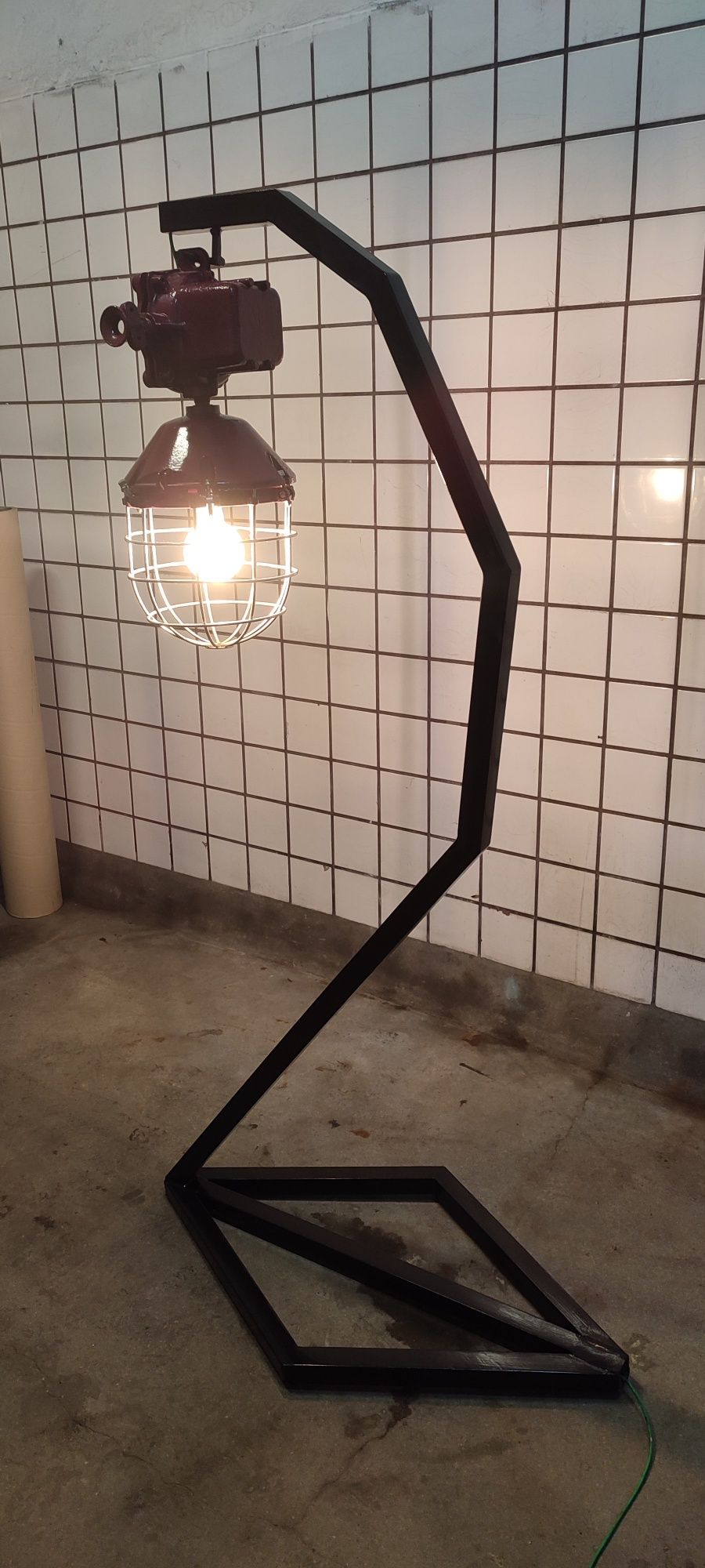 Lampa LOFT industrialna, ogrodowa, do salonu, do czytania