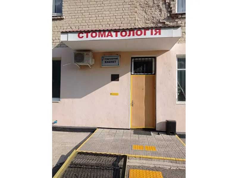 ОРЕНДА - Нежитлове вбудоване приміщення, площею 40,7 кв.м. м.Бар