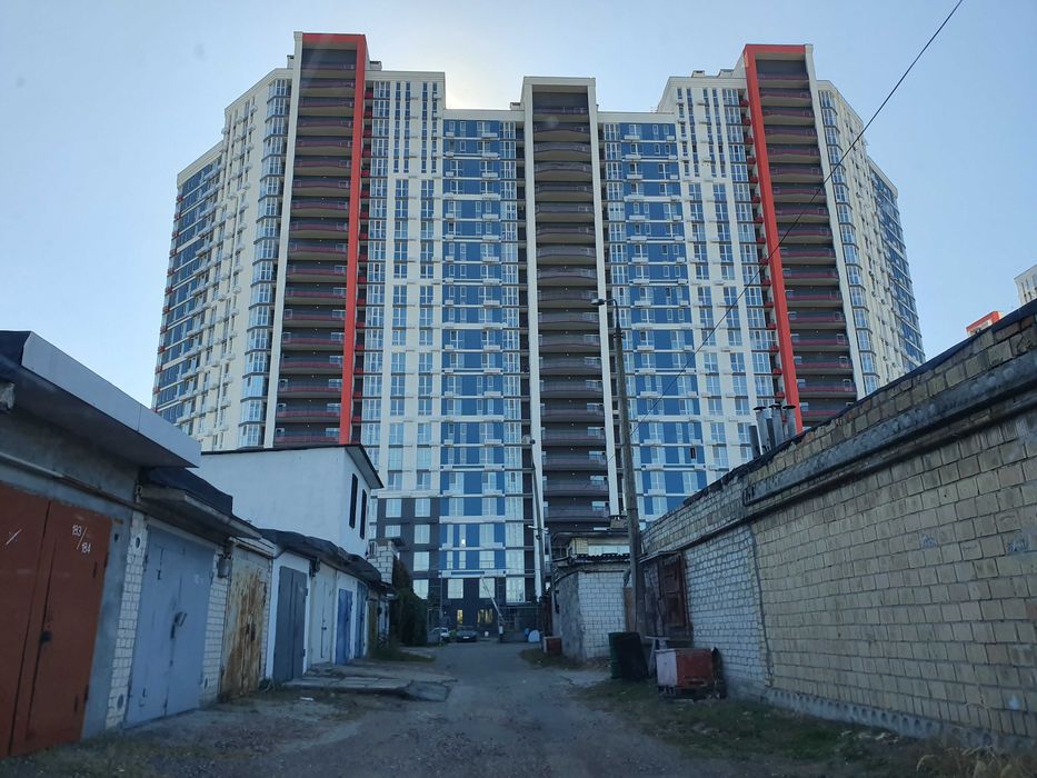 Продаж гаража цегляного. ГК "Позняки 4" , район ЖК "Причал 8"