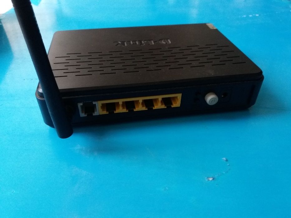 D-Link DSL-2640U Wireless N 150 ADSL2+ modem