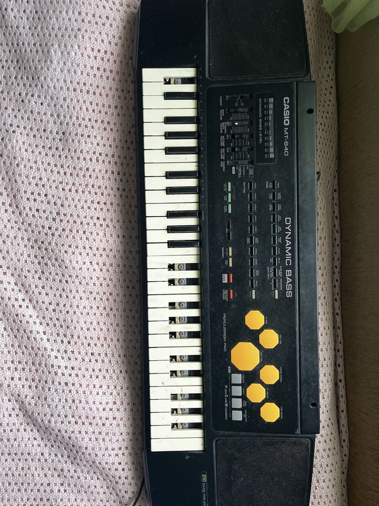 Синтезатор Casio MT-640 Dynamic bass 210