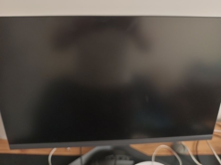 Computador ryzen 5 7500f, 600w, con un rtx 5060 más 32gb ram