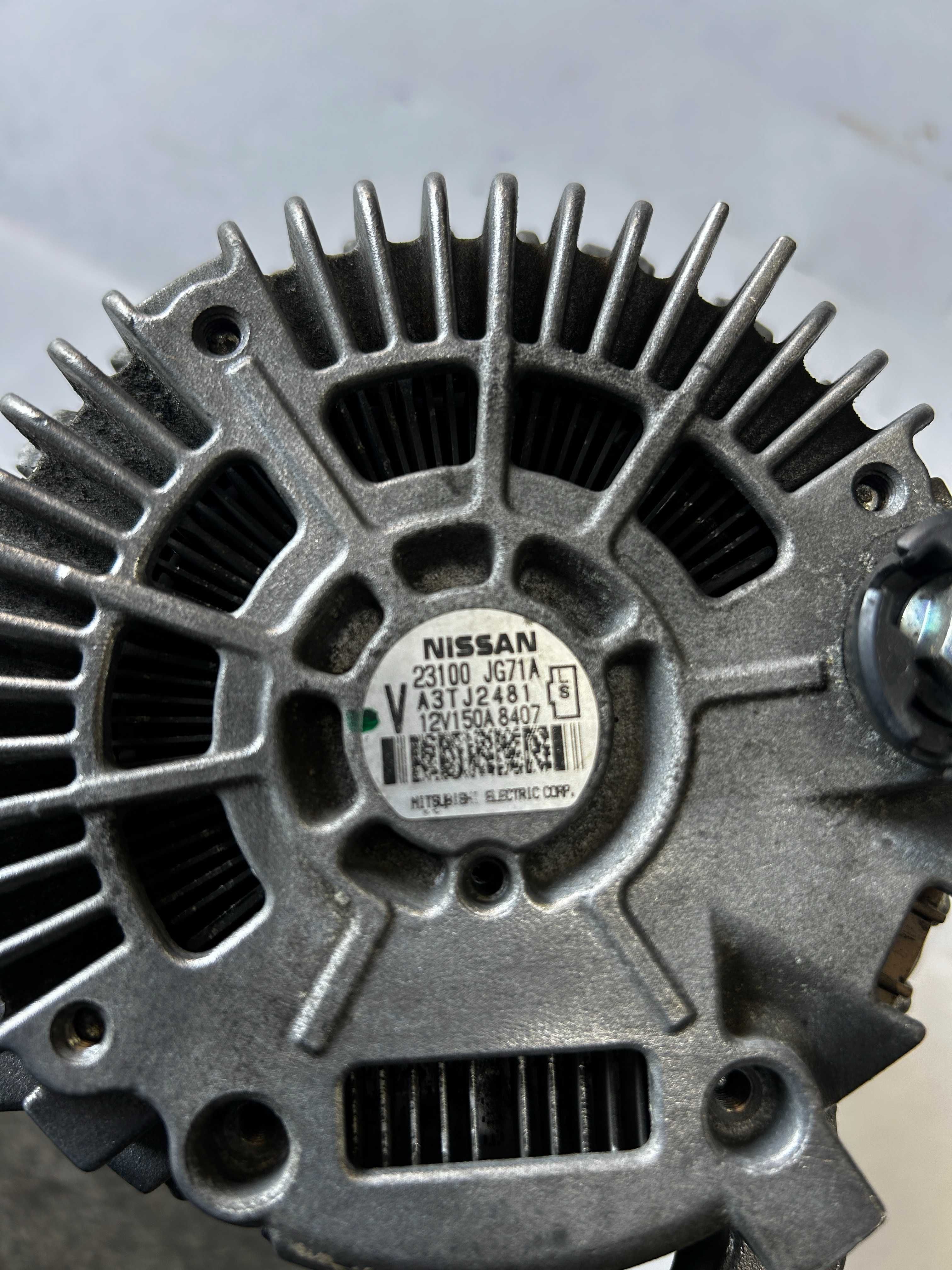 генератор Renault Koleos 2008-2013 2.0DCI Nissan X-trail QASHQAI