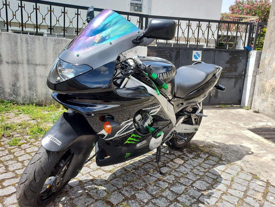 Yamaha yzf thundercat 600c
