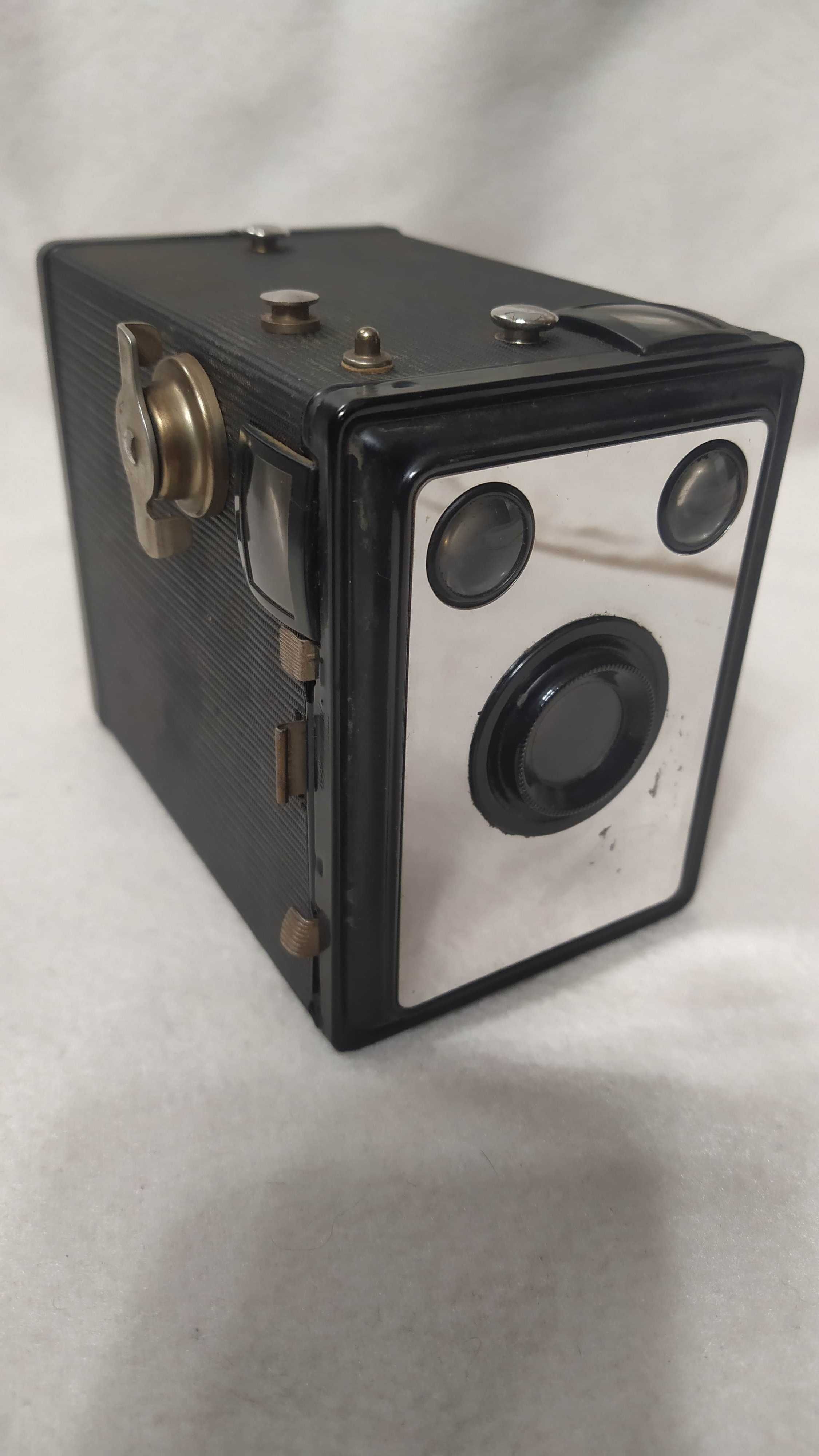 Agfa skrzynkowy stary aparat analog