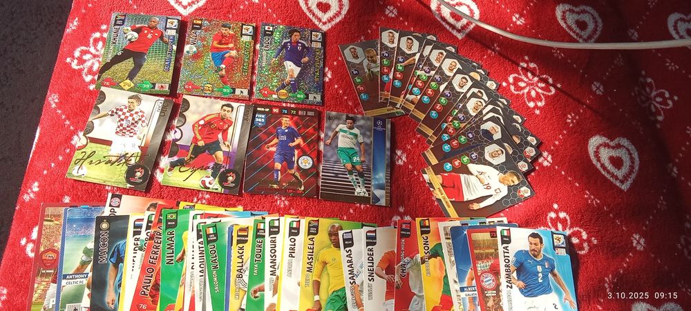 Karty panini 2008  sztuki 44 i naklejki