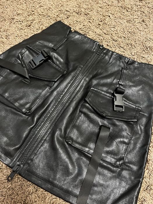 Шкіряна юбка жіноча