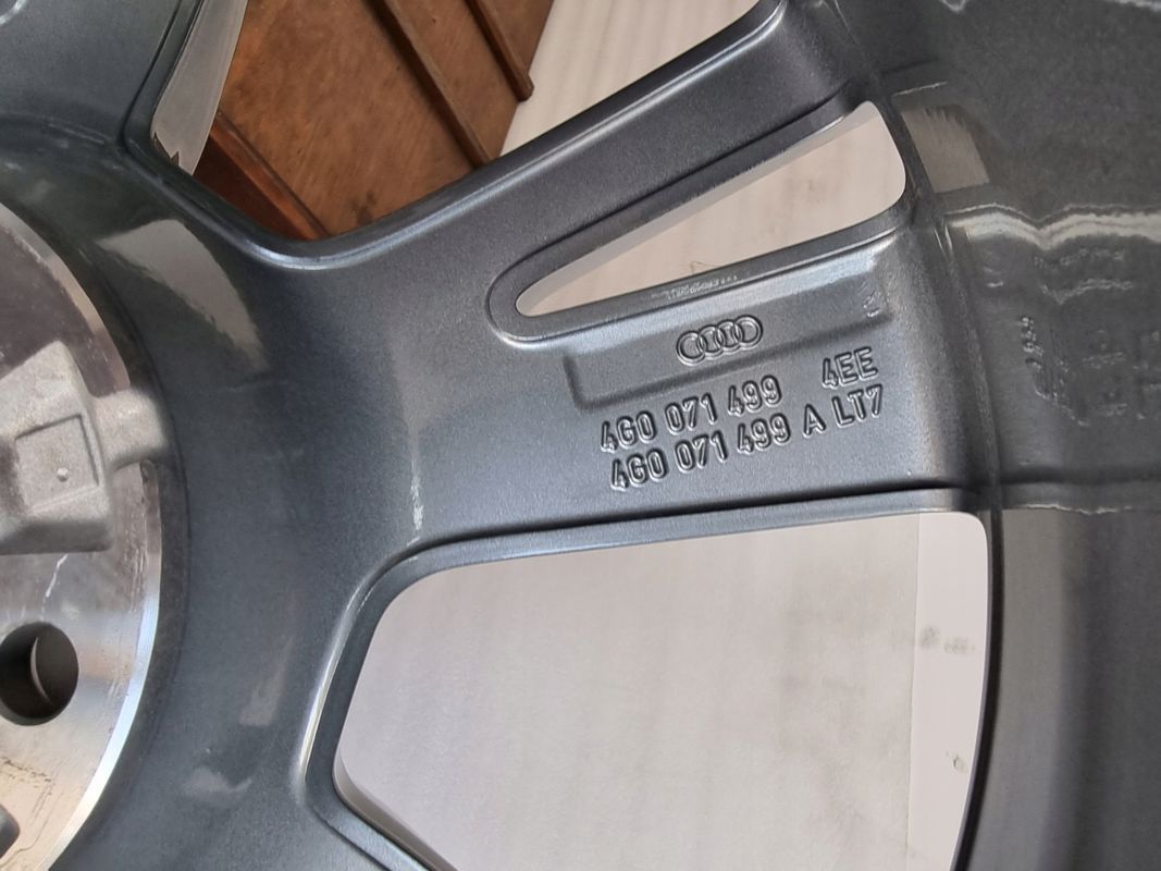 Oryginalne Alufelgi Felgi Audi A4 B8 A6 S6 C7 A6 Allroad 19 Cali 4g