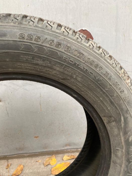 Резина зимняя 225/65 R17 шипованная