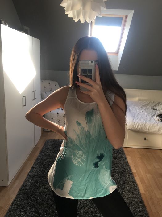 Koszulka na szelki w kwiaty rozmiar M turkus