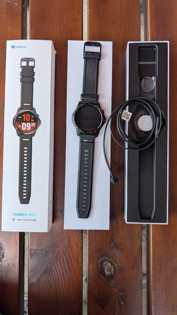 Mobvoi TicWatch Atlas чорні