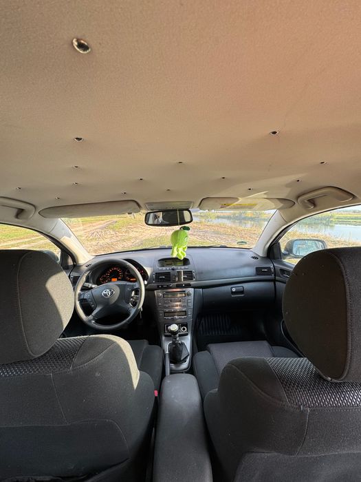 Продам Toyota avensis 2.2 турбодизель