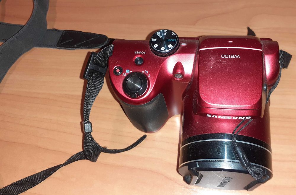 aparat cyfrowy samsung WB100 czerwony