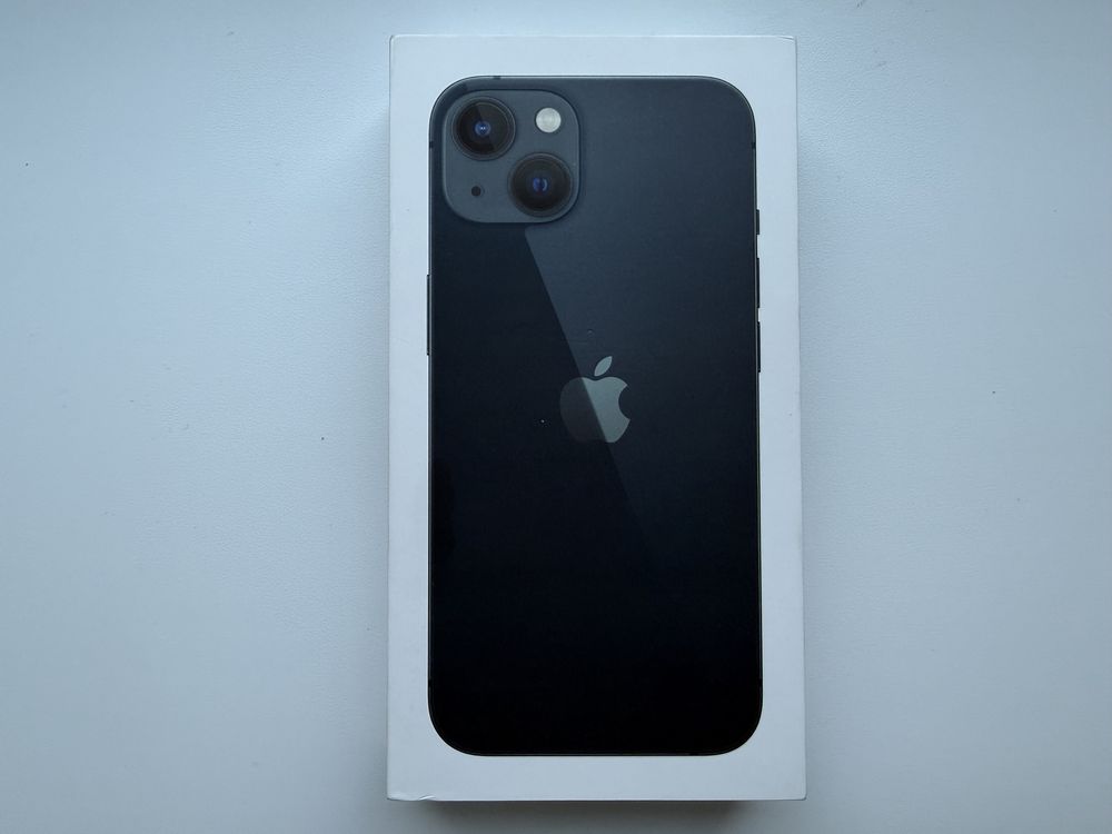 Новий запакований iPhone 13 128gb Mignight R-Sim