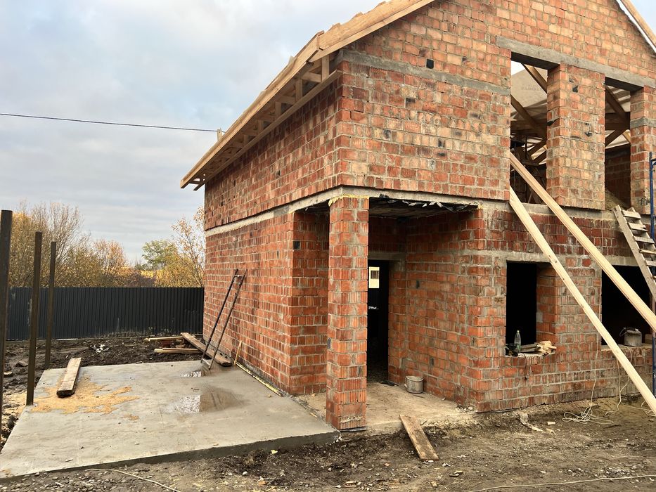 Продається будинок-дуплекс на Мальованці - 10 хвилин від Центру