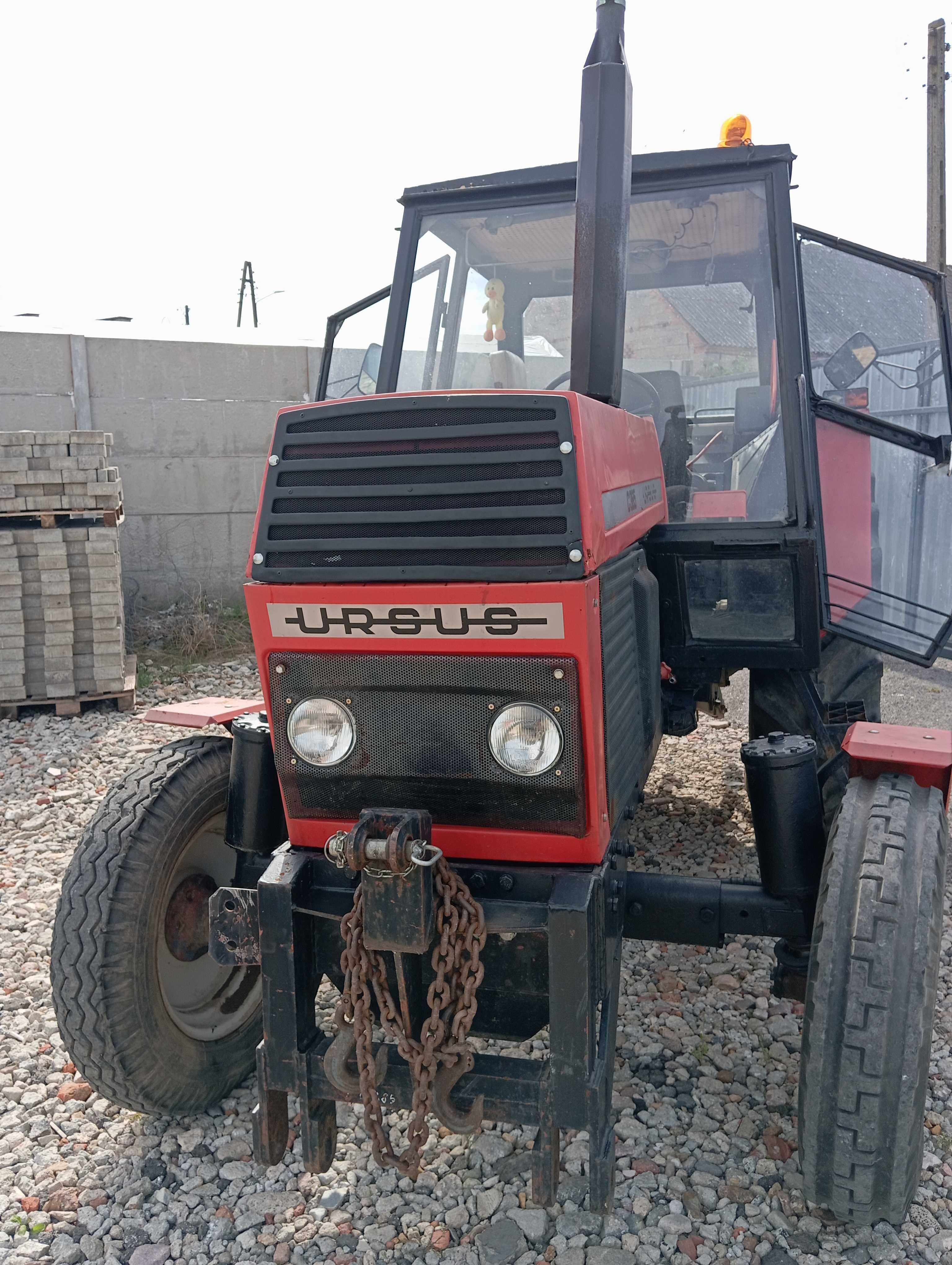 Ciągnik rolniczy Ursus C-385