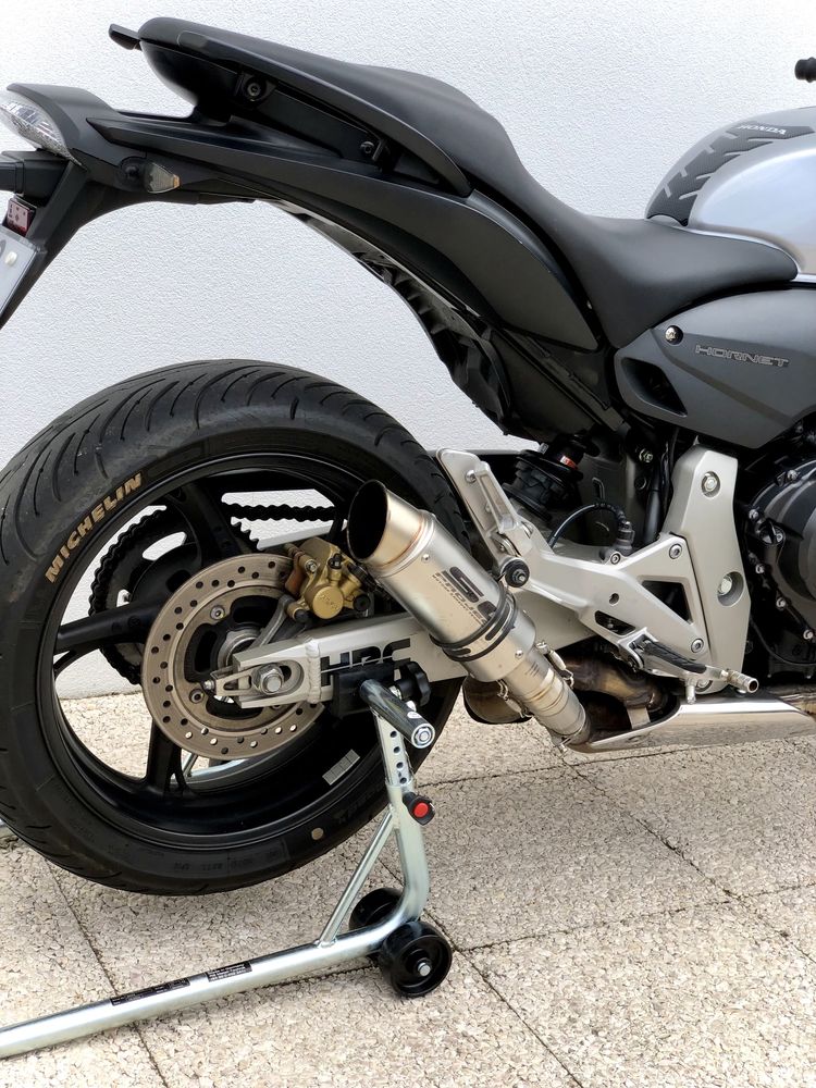 Honda hornet CB600F