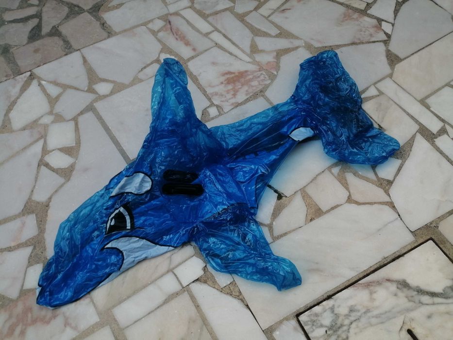 Boias para piscina e praia