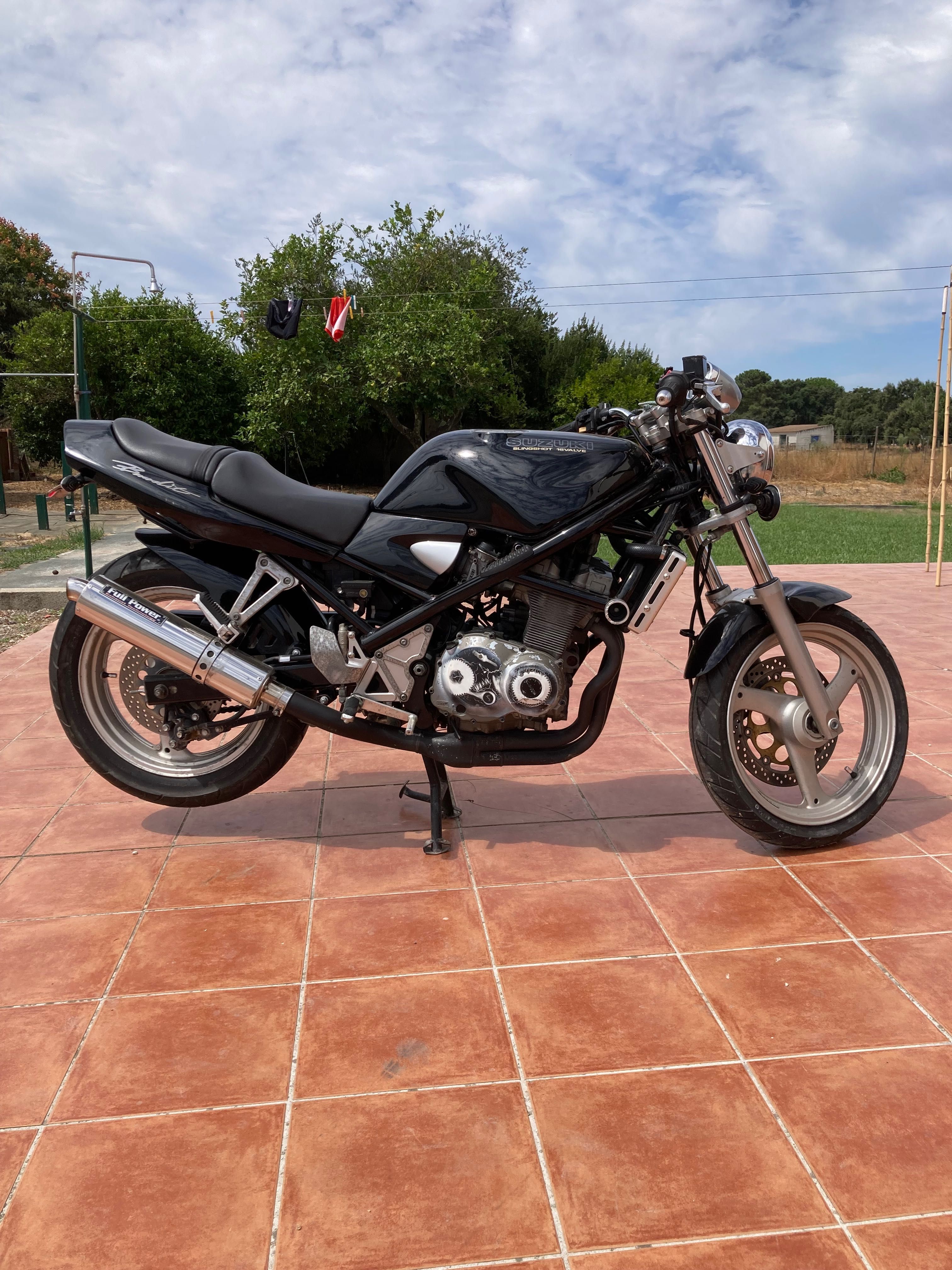 Suzuki Bandit 400