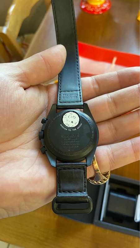 Swatch x Omega Bioceramic Moonswatch Mission To Moonphase Snoopy