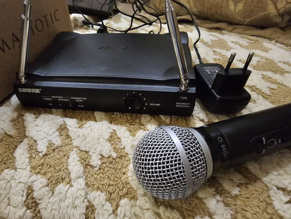 Shure sm58і. Pg58a. Оригінал. Usa. Ціна доступна. 
Н