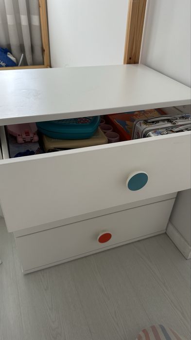 Storage kids drawers