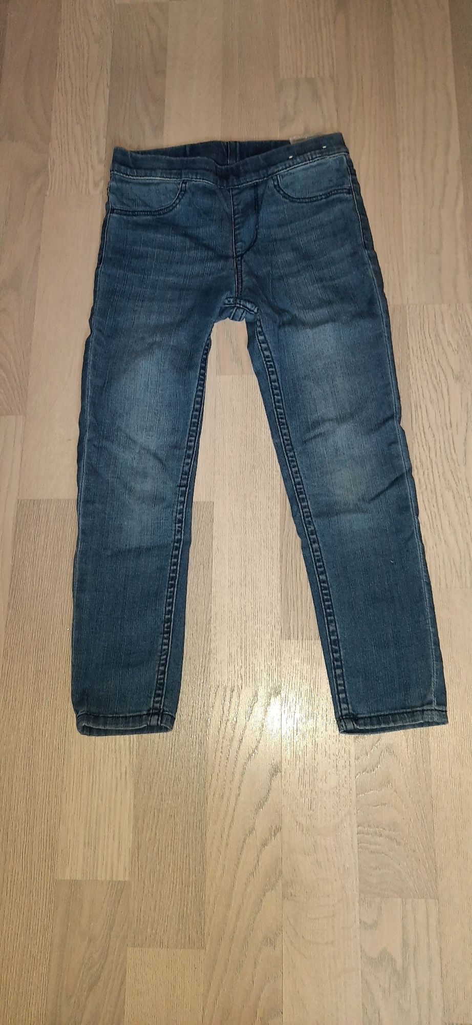 Джегінси фірми H&M,джинси осінь (тягнуться)Розмір 110.