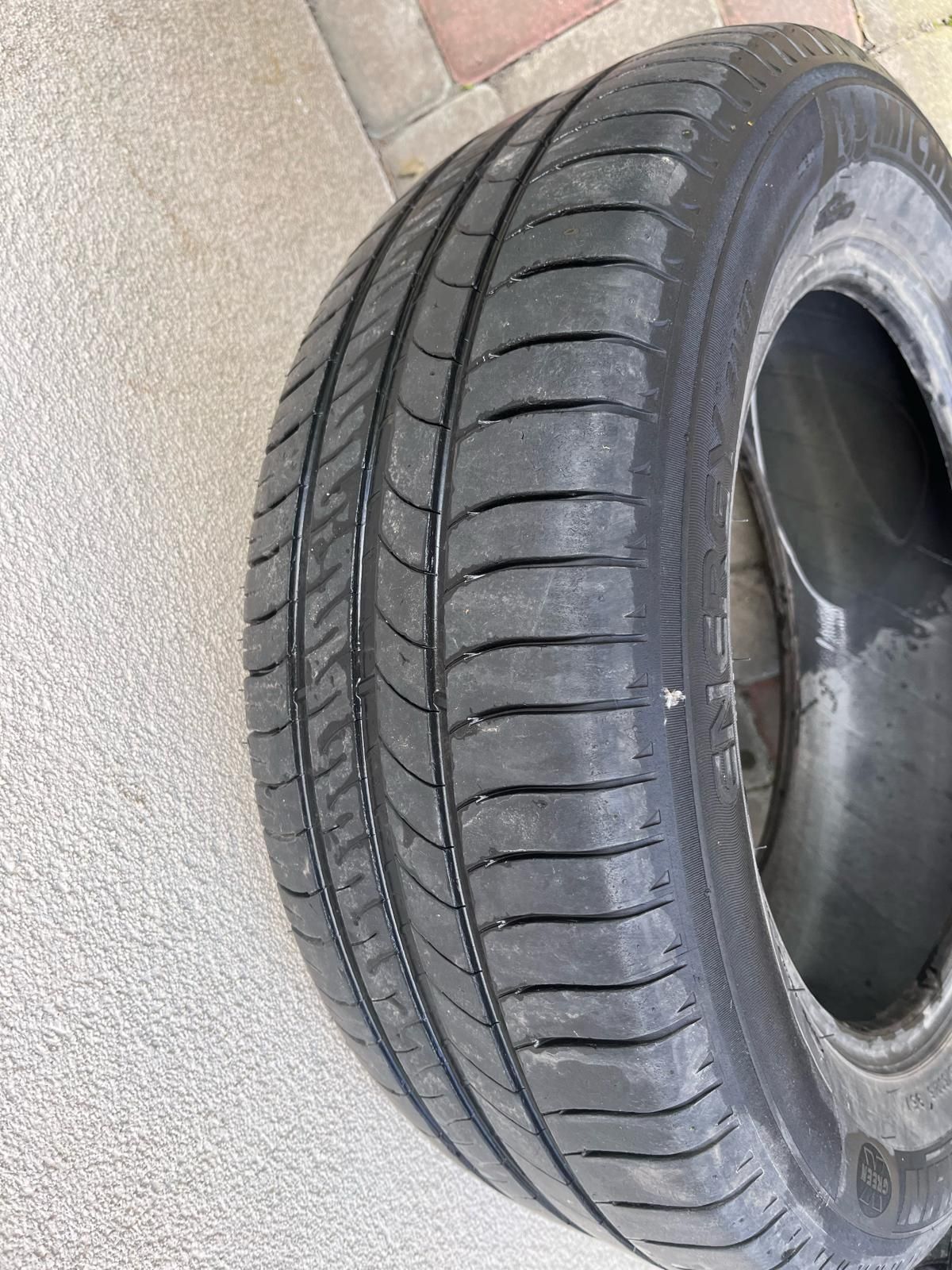 2 Opony letnie Michelin energy saver 215/60/R16