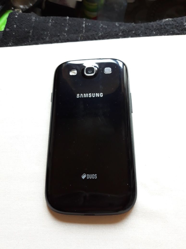 Телефон Samsung Galaxy  s3 duos