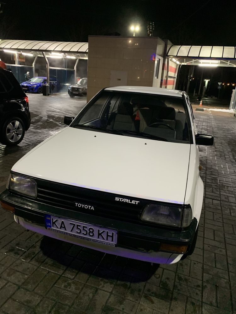 Прадам автомобіль Toyota Starlet,  обьем 1.3