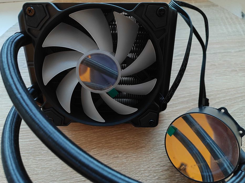 Водяное Охлаждение с RGB SUMTAX T120