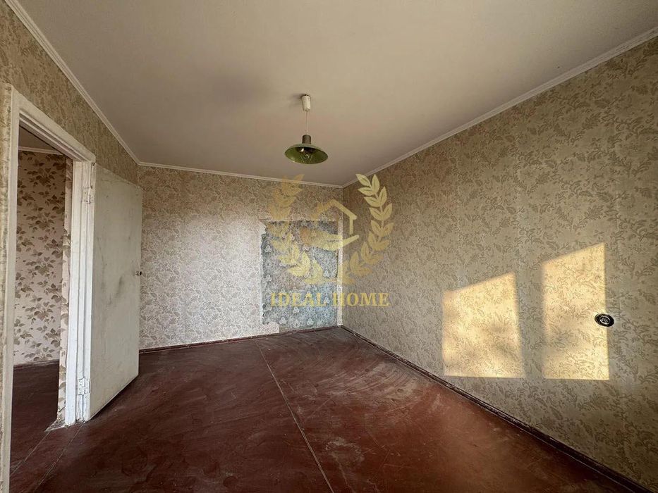 Продається 3-кімнатна квартира в Деснянському р-ні ( Лісовий масив )