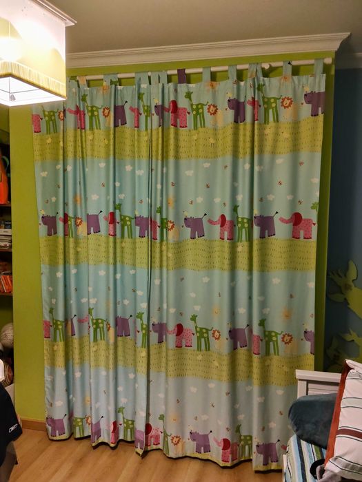 Cortinados quarto criança - animais da selva