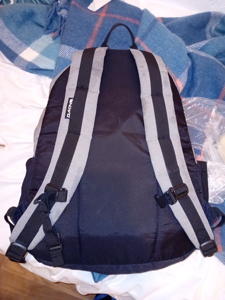 Dakine mochila de costas em óptimo estado
