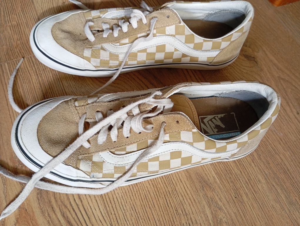 Tênis Vans 43 como novos