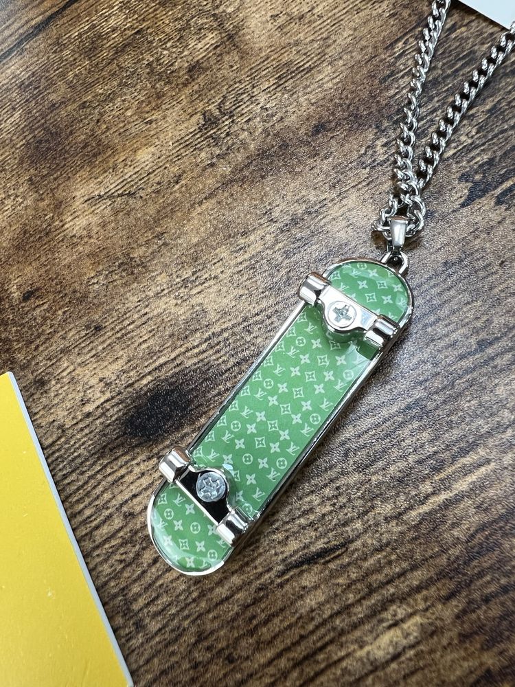 Підвіска Louis Vuitton Skate By Virgil Abloh
