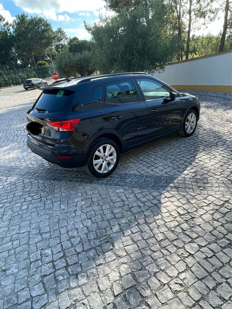 Seat Arona 1.6 Tdi Style  ( Apenas 93000 kms em estado irrepreensivel)