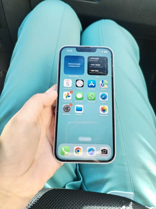Apple iPhone 14 - 128GB - Roxo