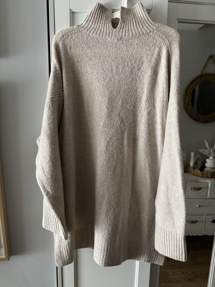 Kremowy bezowy dluzszy sweter oversize XL