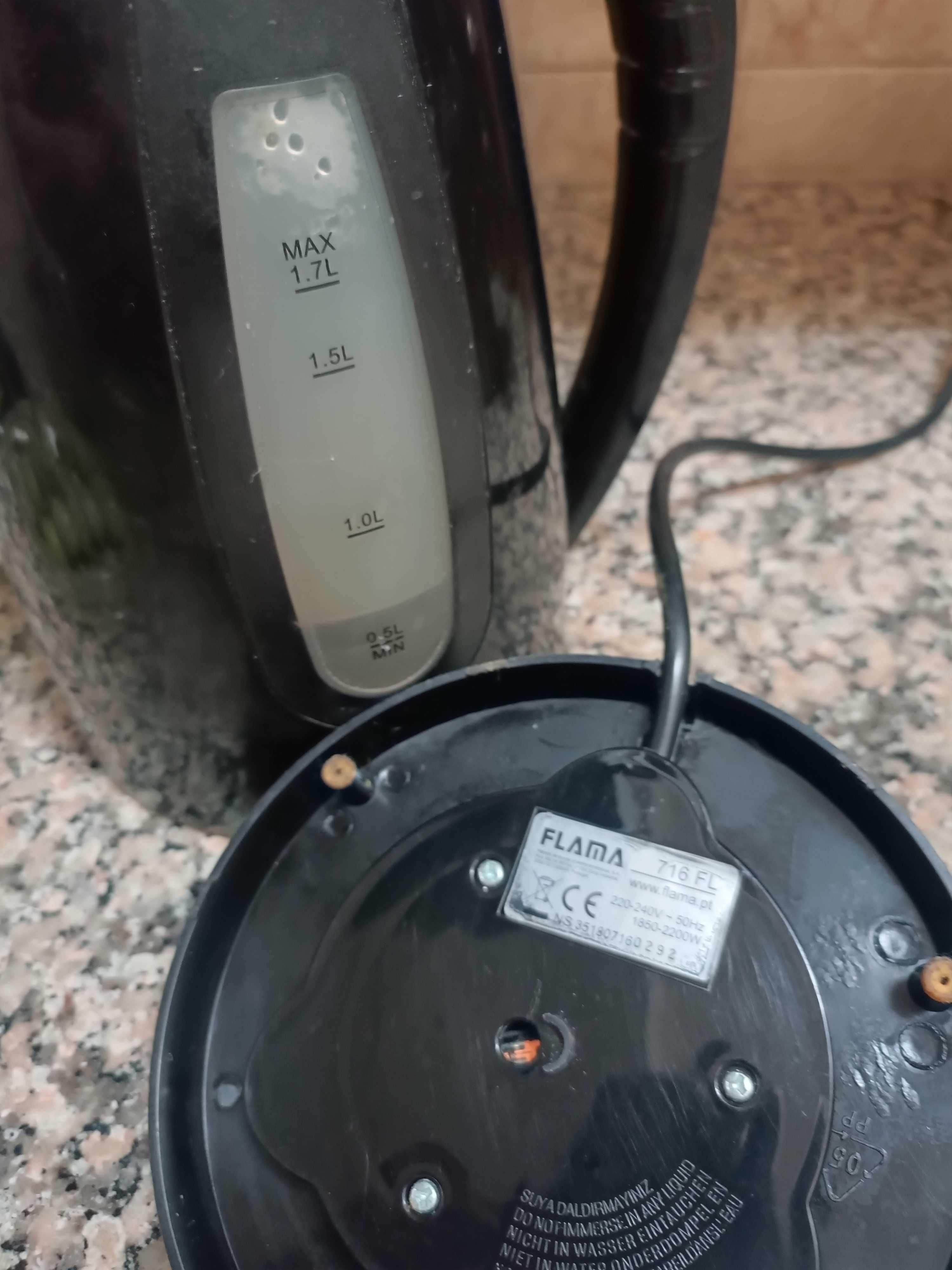 Jarro elétrico  1.7 L - marca Flama