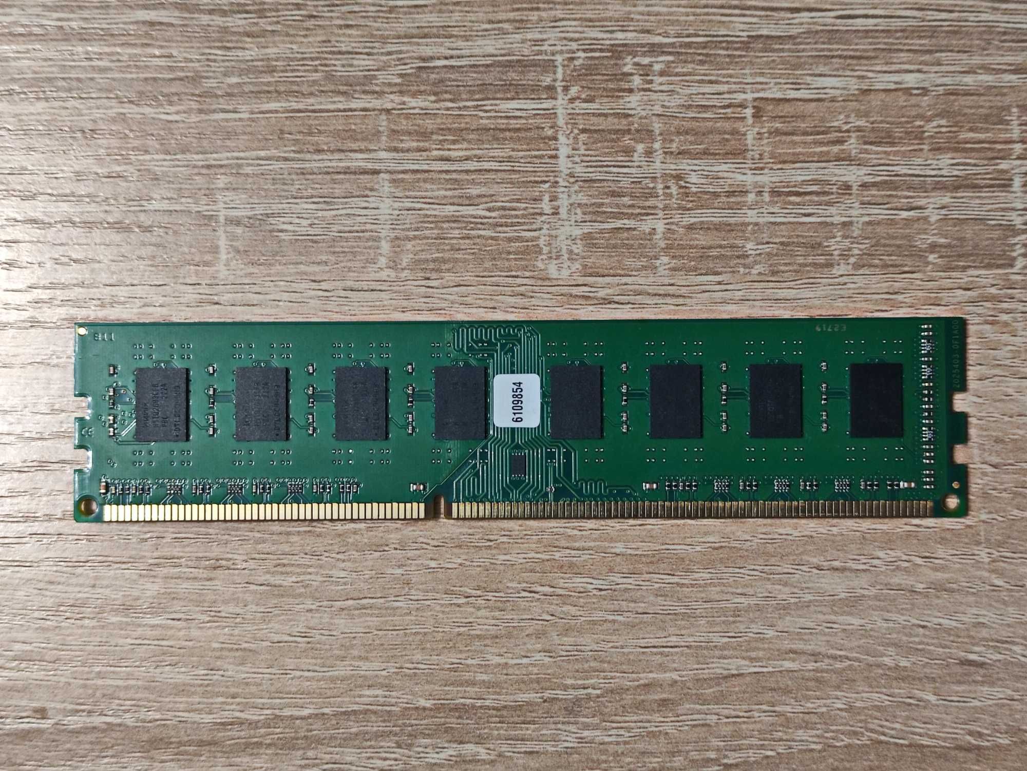 Оперативная память HyperX Predator DDR3 4 Гб (под восстановление)