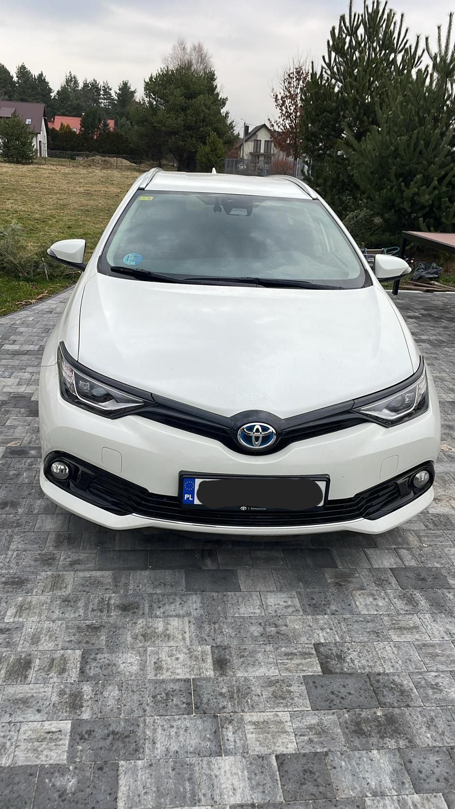 Toyota Auris II 2 2017 Kombi Lift 1.8 Hybryda