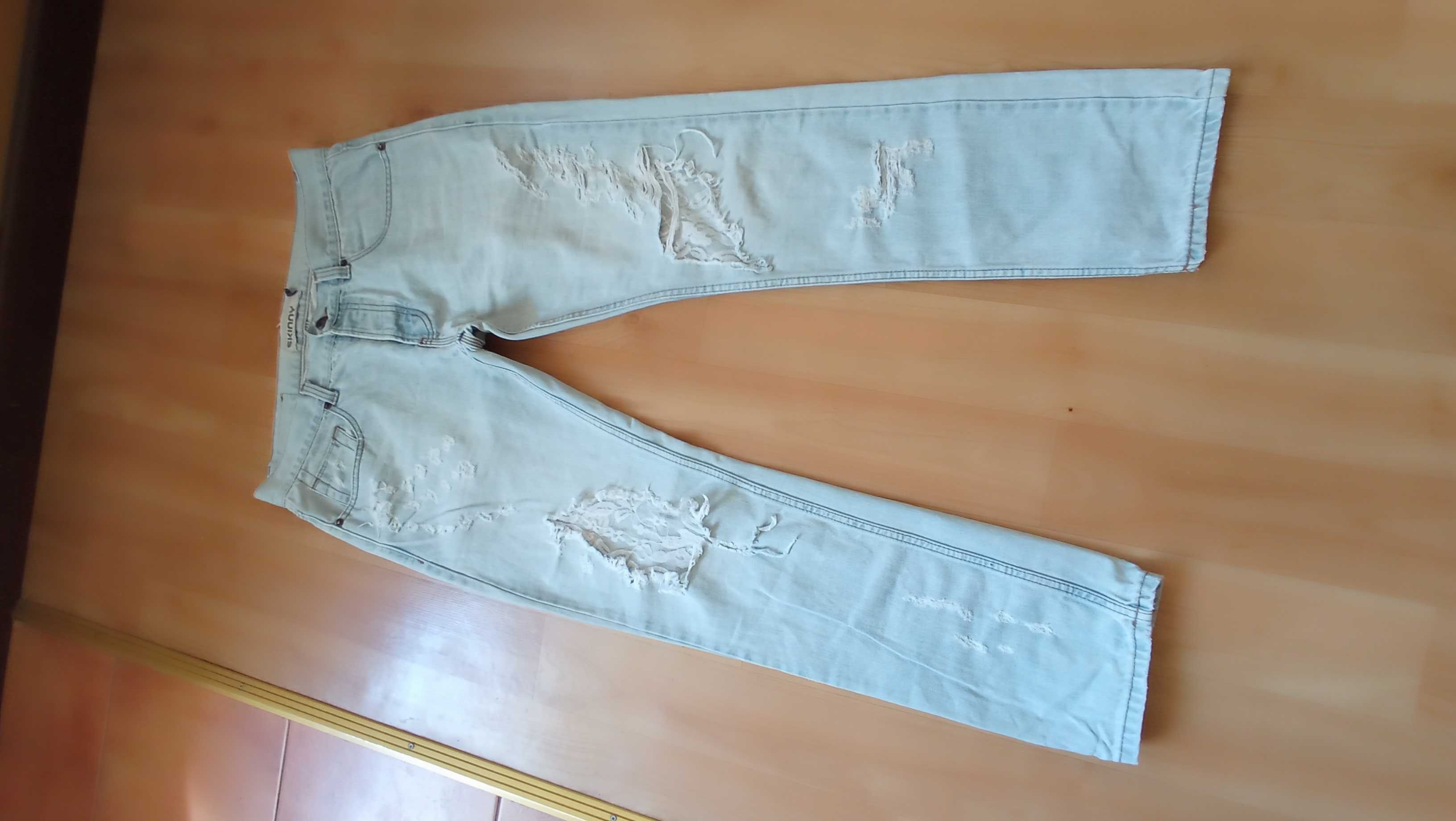 Джинсы рваные кружево лето  р. 48-50 (L-XL) женские