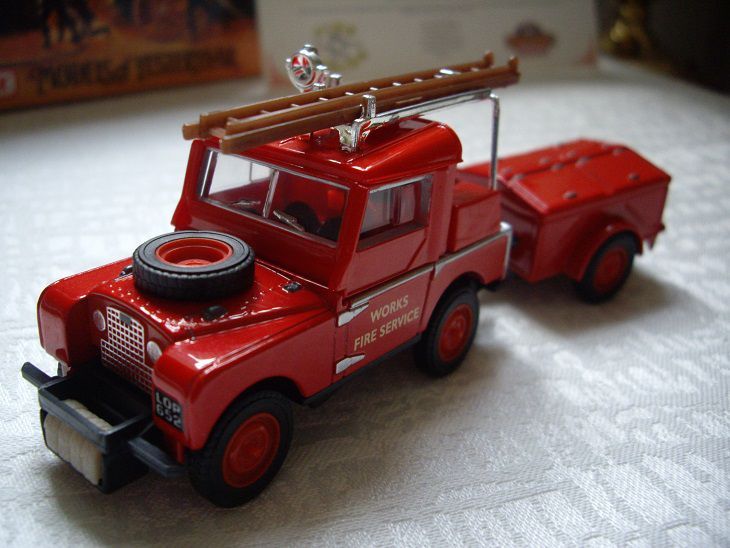 Matchbox Yesteryear LAND ROVER AUXILIARY 1948r