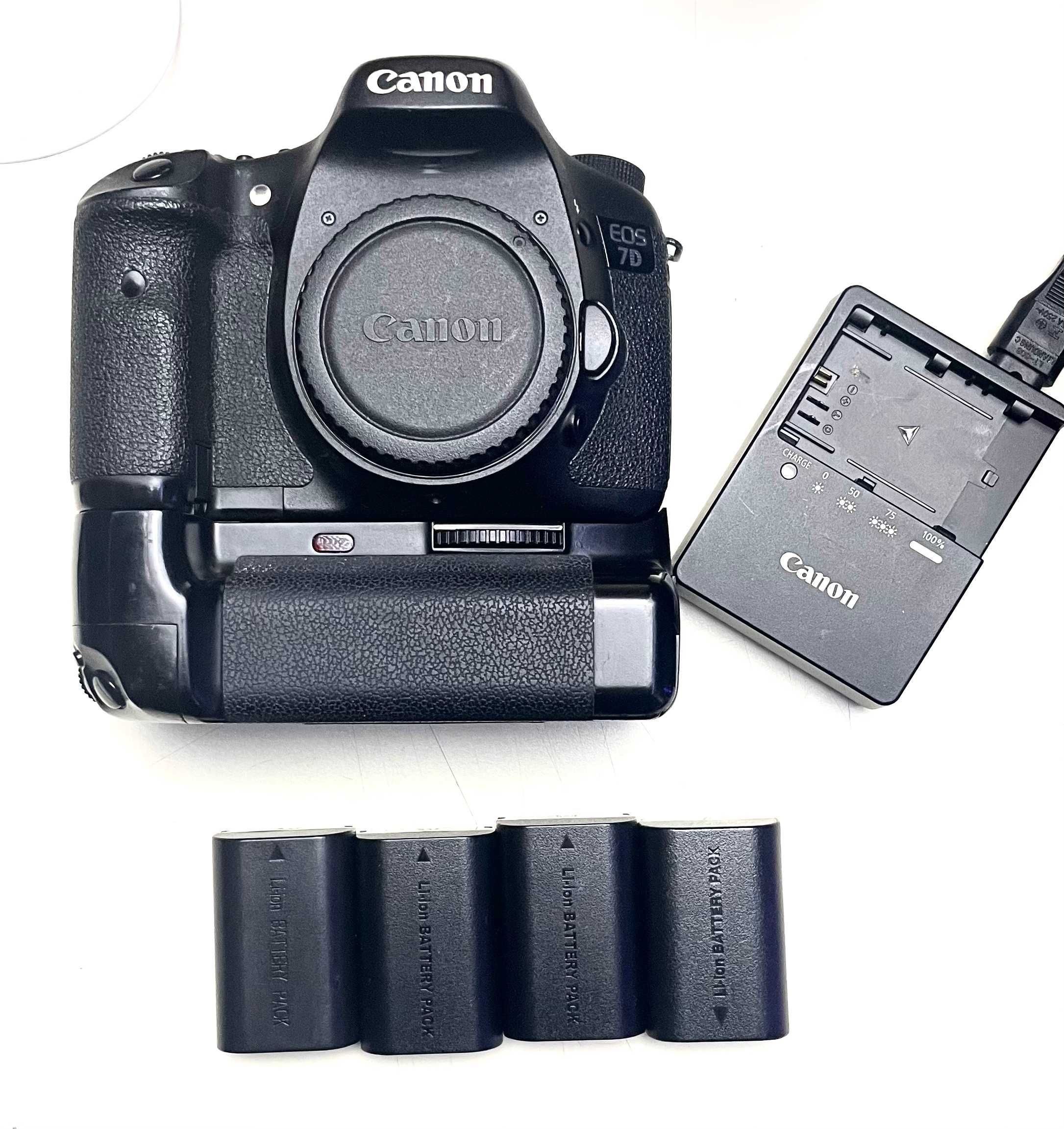 Maquina Fotográfica Canon Eos 7d, grip, carregador, 4 baterias