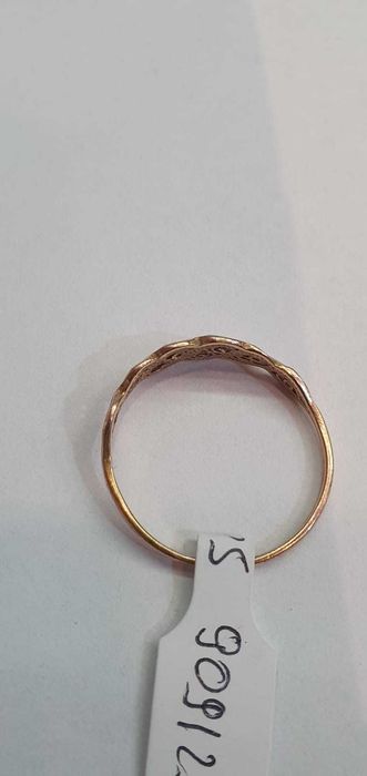 Pierścionek złoty 14 k /585/ 1,31 g.R 20 - Madej Gorlice Mickiewicza -