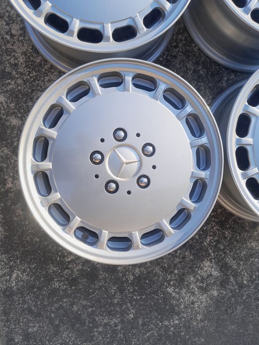 Felgi aluminiowe 15 Gullideckel w124,w201 mercedes 6.5Jx15 et 49